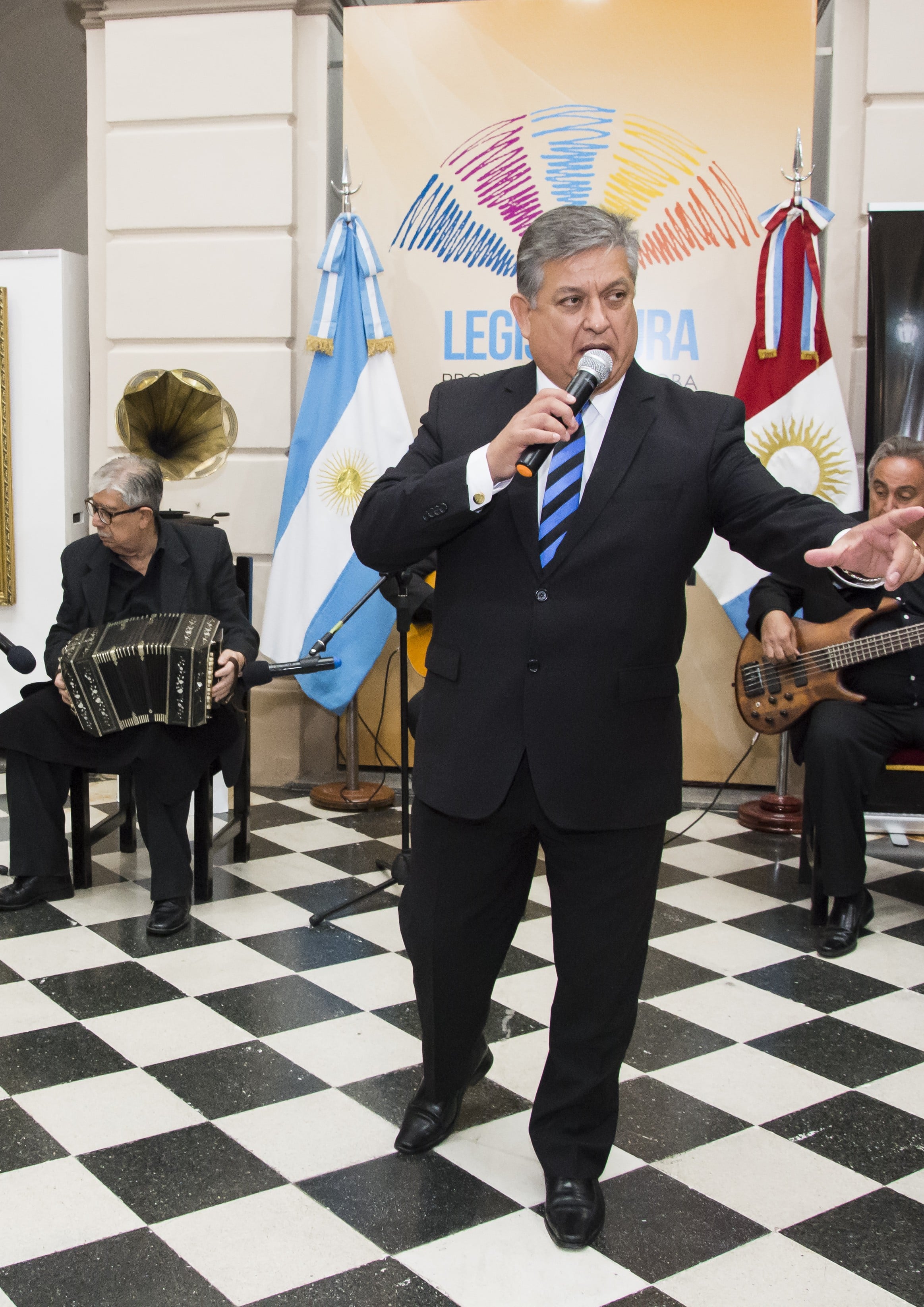 Gardel Siglo XX en el VIII Congreso Internacional de la Lengua Española